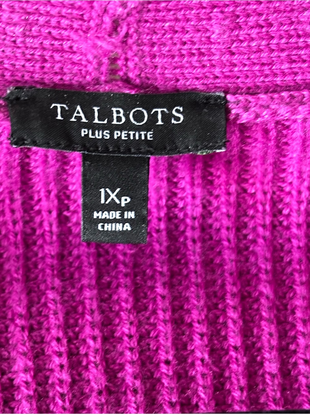 Talbots Shaker Stitch V-Neck Cardigan Magenta Size 1XP - Picture 4 of 5